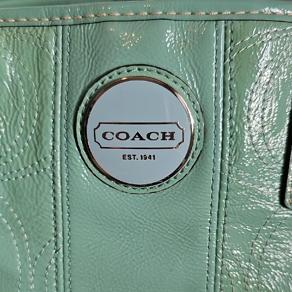 Coach 2011 F15658 Signature Stitched Patent Leather Framed Carryall Mint Green - Picture 3 of 13